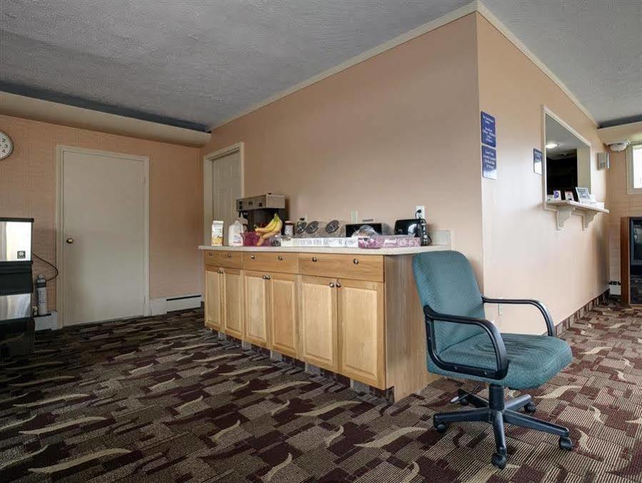 Americas Best Value Inn Брэдфорд Экстерьер фото