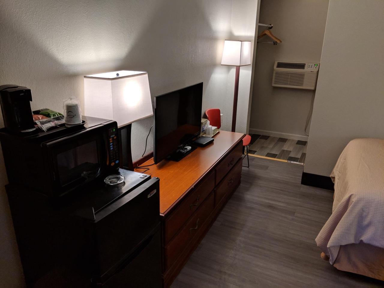 Americas Best Value Inn Брэдфорд Экстерьер фото